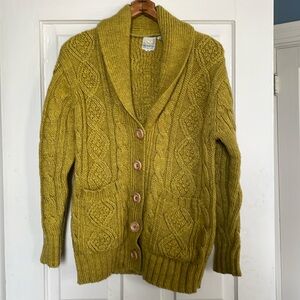 Gorgeous vintage chartreuse fisherman’s cardigan by Ades of California